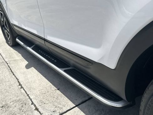 Certified 2024 Kia Telluride SX Prestige X-Line AWD/4WD image 12