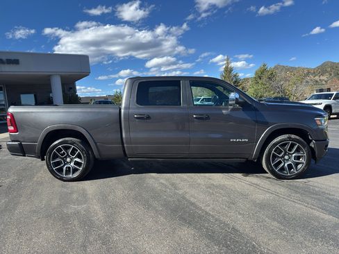 Used 2019 RAM 1500 Laramie AWD/4WD image 8