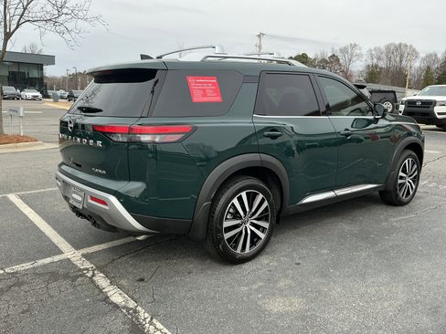 Certified 2025 Nissan Pathfinder Platinum w/ Cargo Package image 4