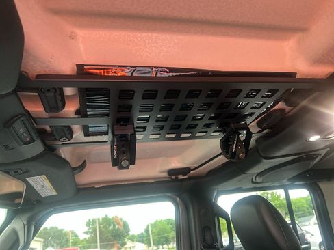Used 2022 Jeep Wrangler Unlimited Rubicon w/ Trailer Tow Package AWD/4WD image 22