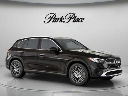 Used 2026 Mercedes-Benz GLC 300 image 31