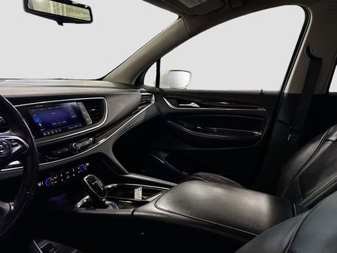 Used 2020 Buick Enclave Avenir w/ Avenir Technology Package image 26