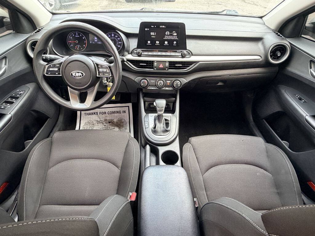Used 2021 Kia Forte LXS FWD image 6