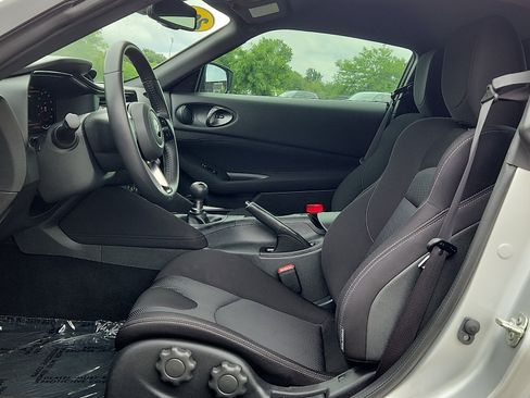 Used 2025 Nissan Z Sport w/ Floor Mat Package RWD image 11