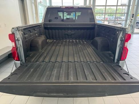 Certified 2025 Chevrolet Silverado 1500 High Country AWD/4WD image 42