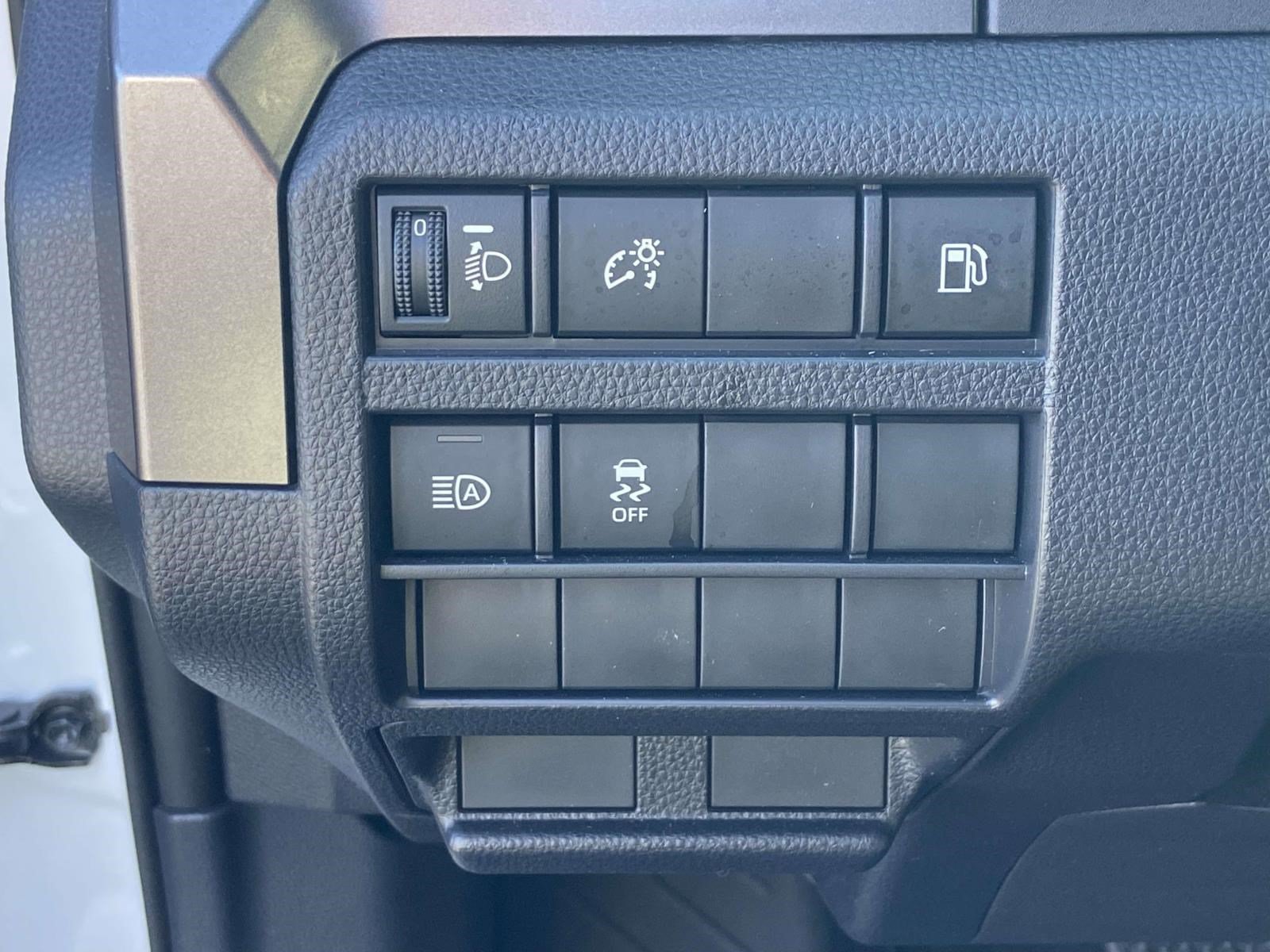 Used 2026 Toyota 4Runner SR5 AWD/4WD image 17