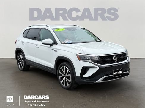 Used 2022 Volkswagen Taos SE AWD/4WD image 1