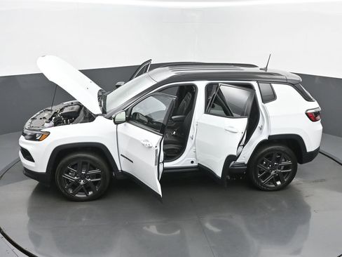 New 2026 Jeep Compass Limited image 67