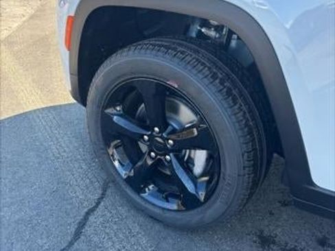 New 2026 Jeep Grand Cherokee L Limited image 52