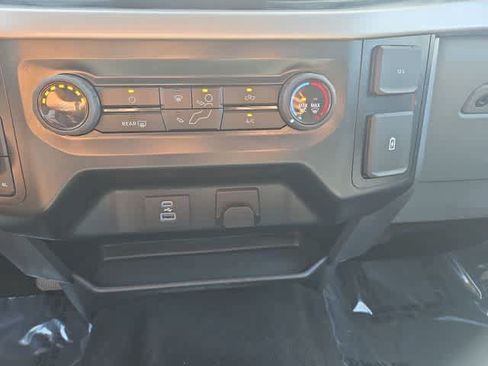 Used 2023 Ford F150 XLT AWD/4WD image 29