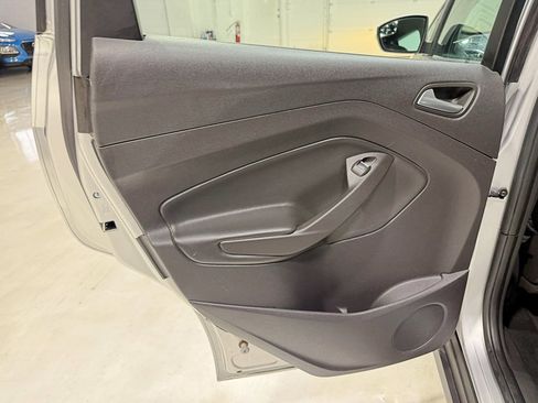 Used 2013 Ford C-MAX SE image 28