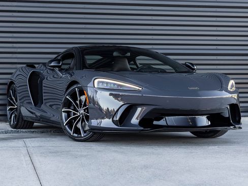 Used 2025 McLaren GTS image 3