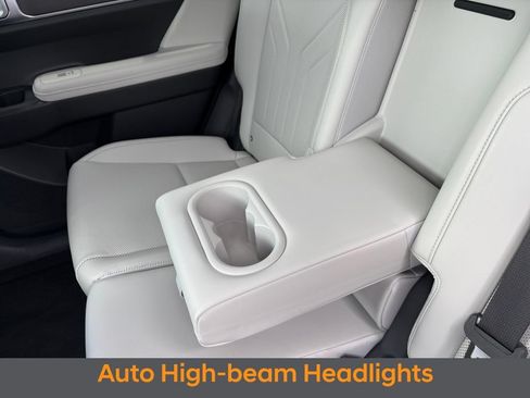 Certified 2025 Hyundai Santa Fe SEL FWD image 14