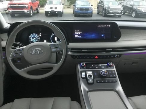 Used 2024 Hyundai Palisade Calligraphy AWD/4WD image 8