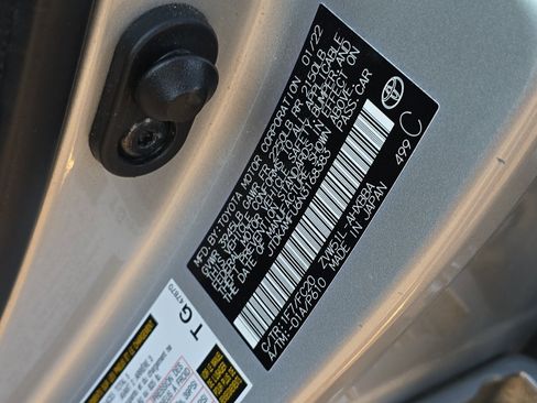 Used 2022 Toyota Prius L Eco image 25