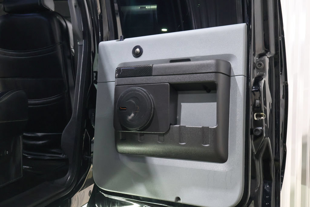 Used 2015 Ford F650 2WD Crew Cab Super Duty image 50