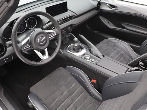 Used 2024 MAZDA MX-5 Miata Club w/ Brembo/BBS Recaro Package image 20