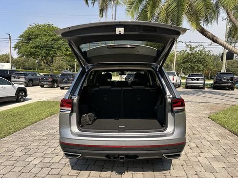 Used 2024 Volkswagen Atlas SEL AWD/4WD image 28