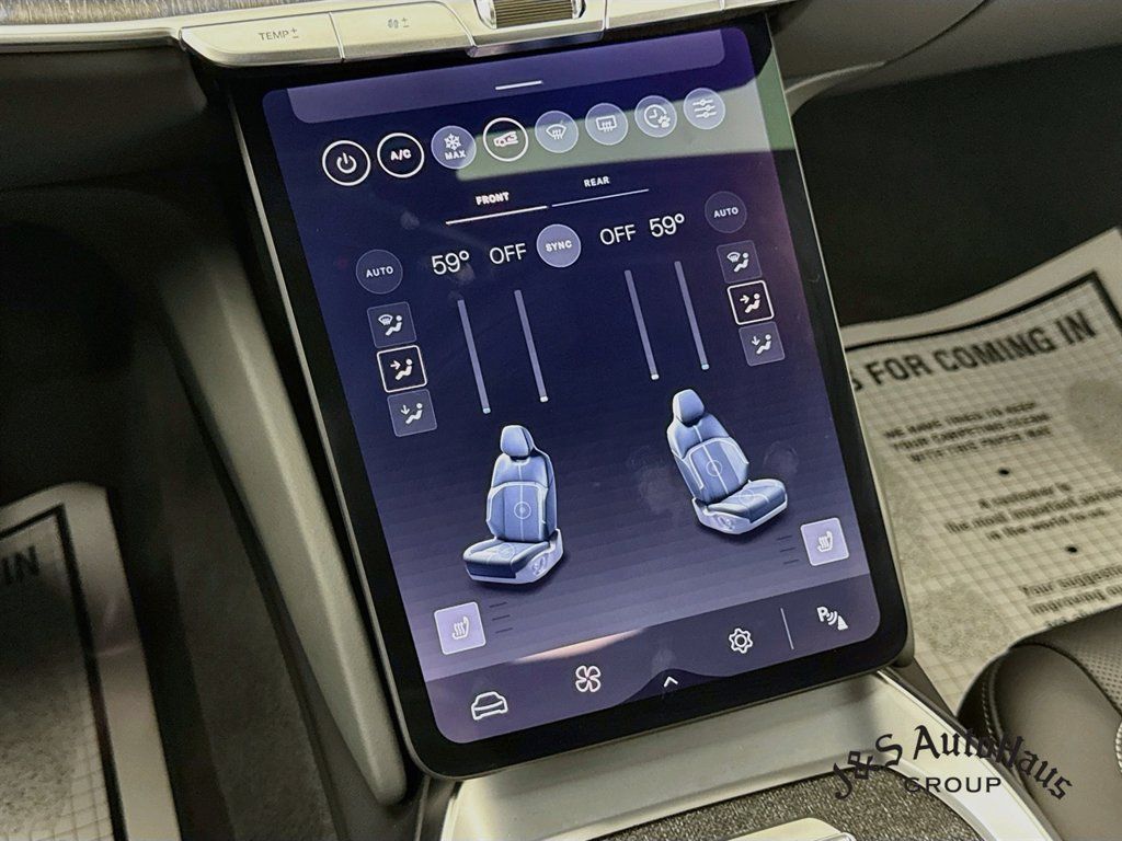 Used 2024 Lucid Air Pure RWD image 20