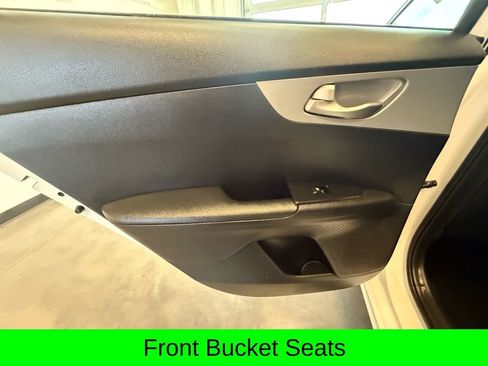 Used 2023 Kia Forte LXS image 14