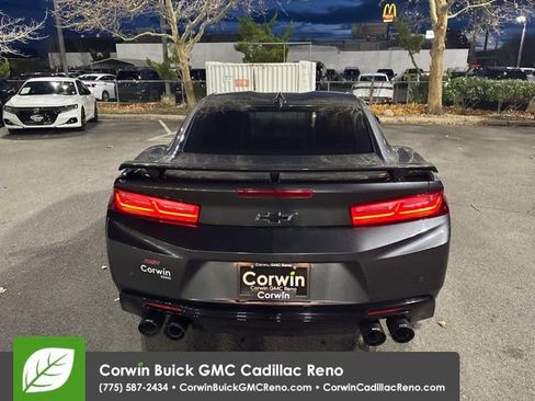 Used 2017 Chevrolet Camaro SS image 5