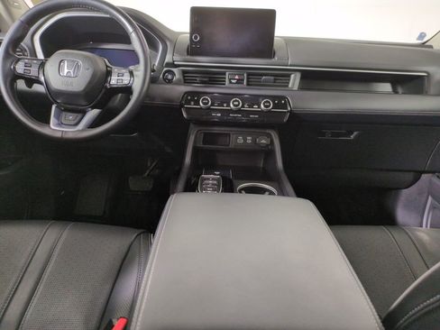 Certified 2024 Honda Pilot Elite image 21