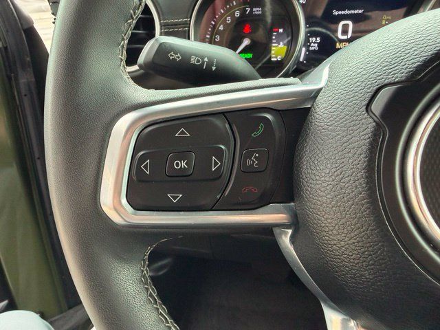 Used 2023 Jeep Wrangler Unlimited Sahara w/ Cold Weather Group AWD/4WD image 27