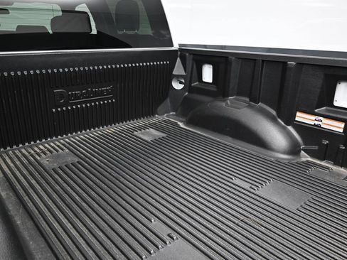 Used 2025 Ford F150 XLT w/ Equipment Group 301A Standard AWD/4WD image 17
