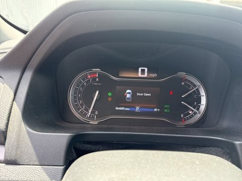 Used 2020 Honda Ridgeline Sport image 17