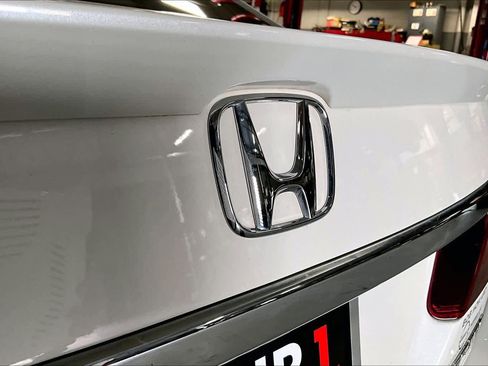 Used 2017 Honda Accord Sport image 28