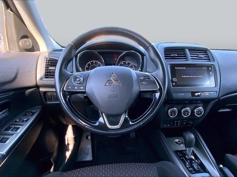 Used 2019 Mitsubishi Outlander Sport SE AWD/4WD image 5