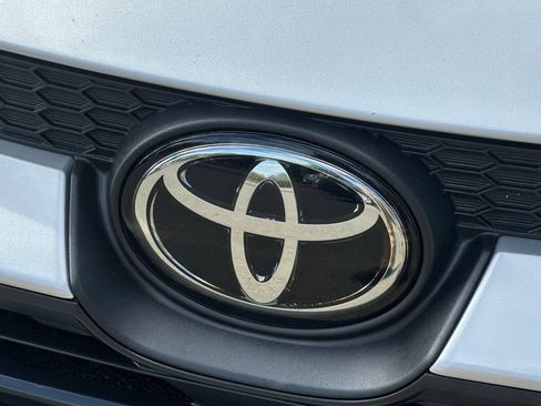 Used 2024 Toyota Corolla LE FWD image 44