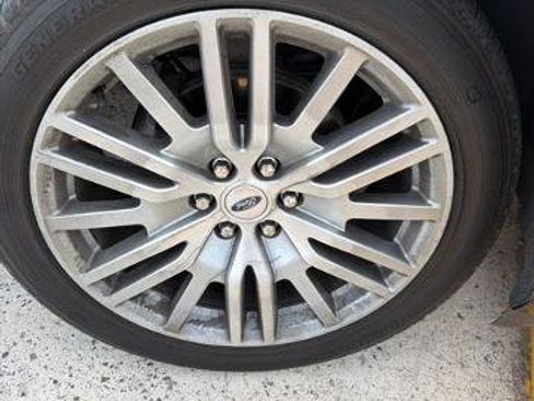 Certified 2023 Ford Expedition Platinum AWD/4WD image 10