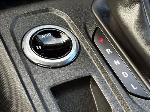 Used 2023 Chevrolet Colorado W/T w/ WT Convenience Package image 22