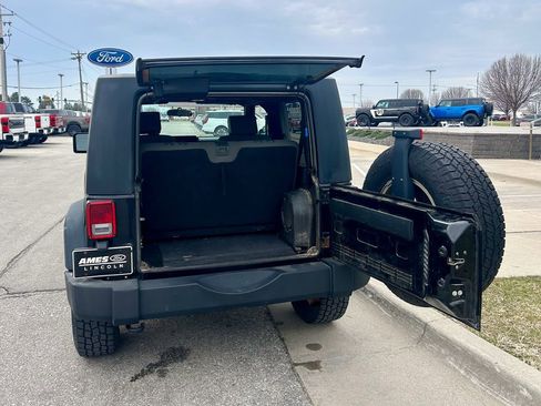 Used 2010 Jeep Wrangler Sport image 13