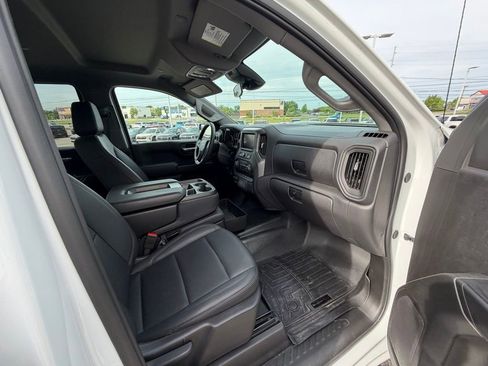 Used 2024 Chevrolet Silverado 1500 W/T w/ WT Value Package AWD/4WD image 17