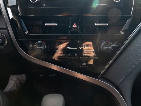 Used 2023 Toyota Camry LE image 16