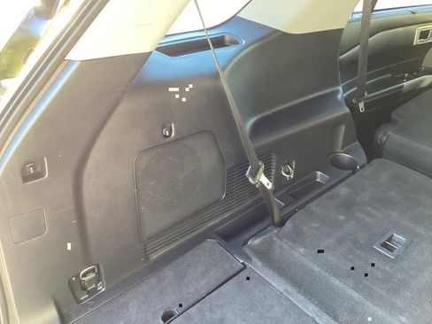 Used 2022 Ford Explorer Limited w/ Equipment Group 301A image 13