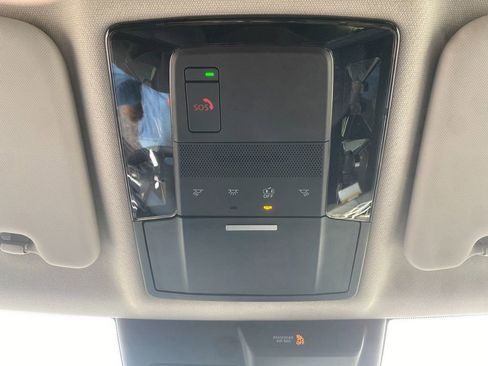 New 2026 Mitsubishi Outlander SE image 23