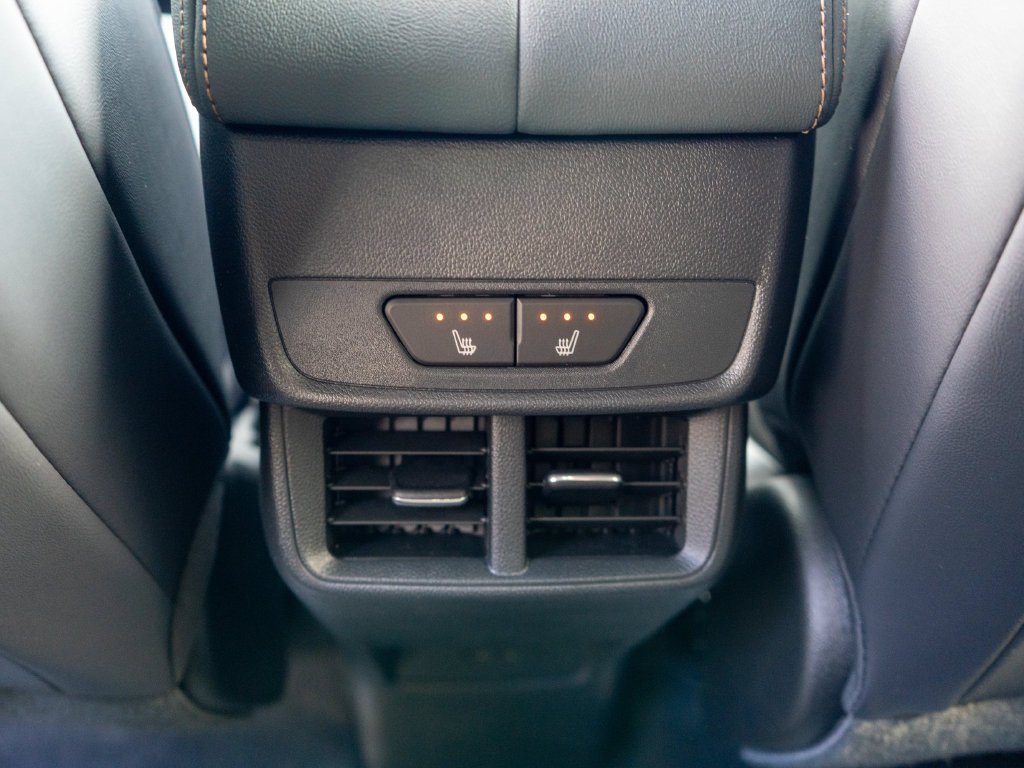 New 2027 GMC Terrain AT4 w/ Convenience Package III AWD/4WD image 13