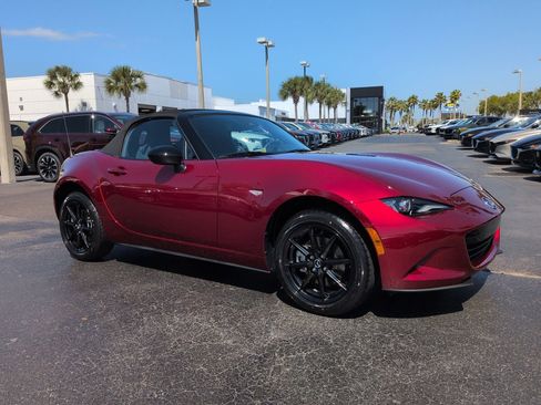 New 2026 MAZDA MX-5 Miata Sport RWD image 2