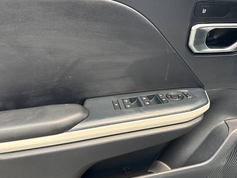 Certified 2025 Kia K4 GT-Line FWD image 13