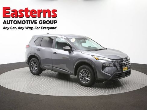 Used 2024 Nissan Rogue S AWD/4WD image 50