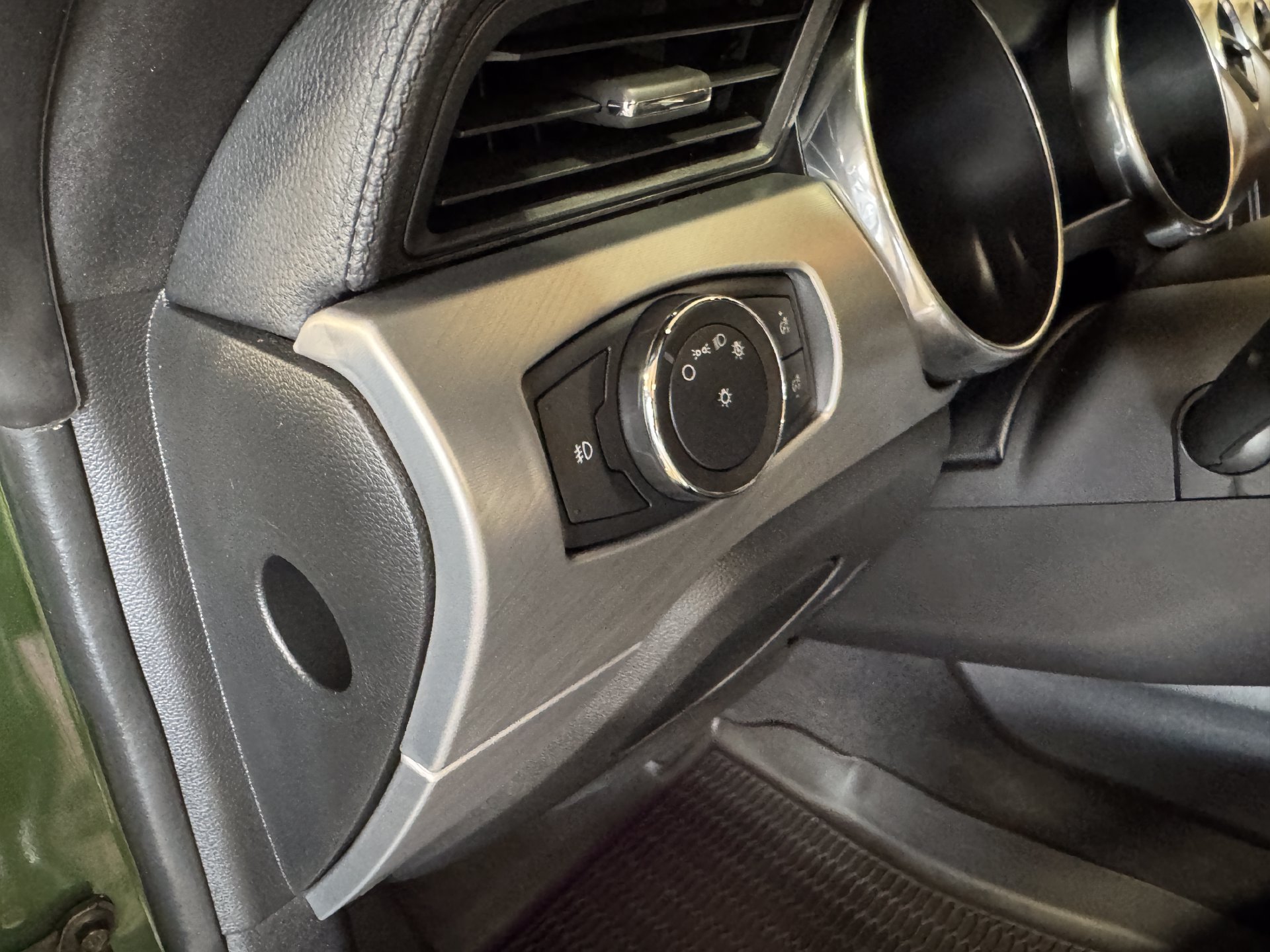 Used 2022 Ford Mustang GT Premium w/ Black Accent Package RWD image 43