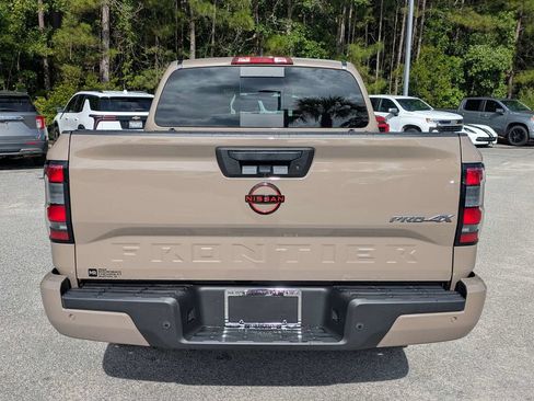 Used 2023 Nissan Frontier PRO-4X w/ Pro-4X Premium Package AWD/4WD image 5