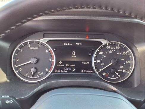Used 2025 Nissan Rogue SV FWD image 18