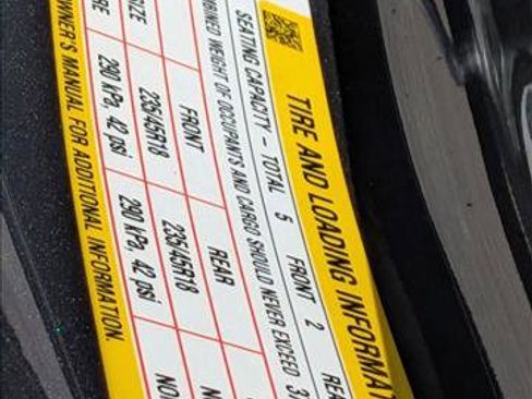 Used 2021 Tesla Model 3 Standard Range Plus image 14