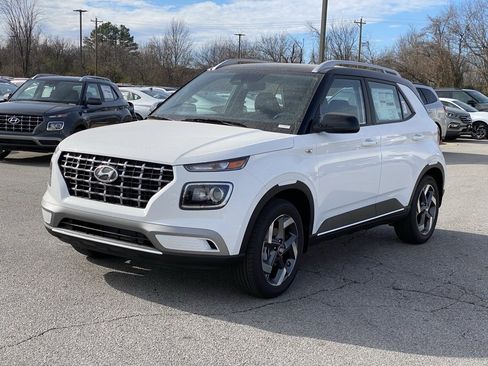 New 2026 Hyundai Venue SEL image 3