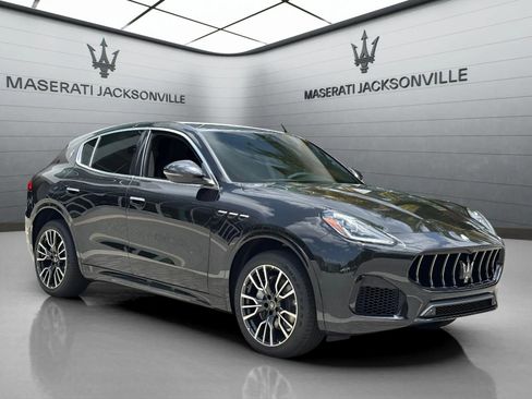 New 2025 Maserati Grecale GT image 10