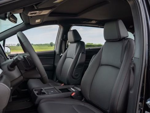 Used 2023 Honda Odyssey Sport image 20